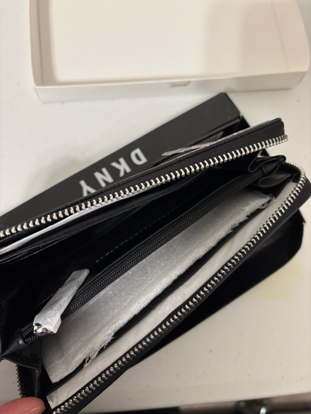 DKNY Vela Large Size Zip Around Wallet Clutch Black Graffiti Print New In Box - Picture 3 of 3